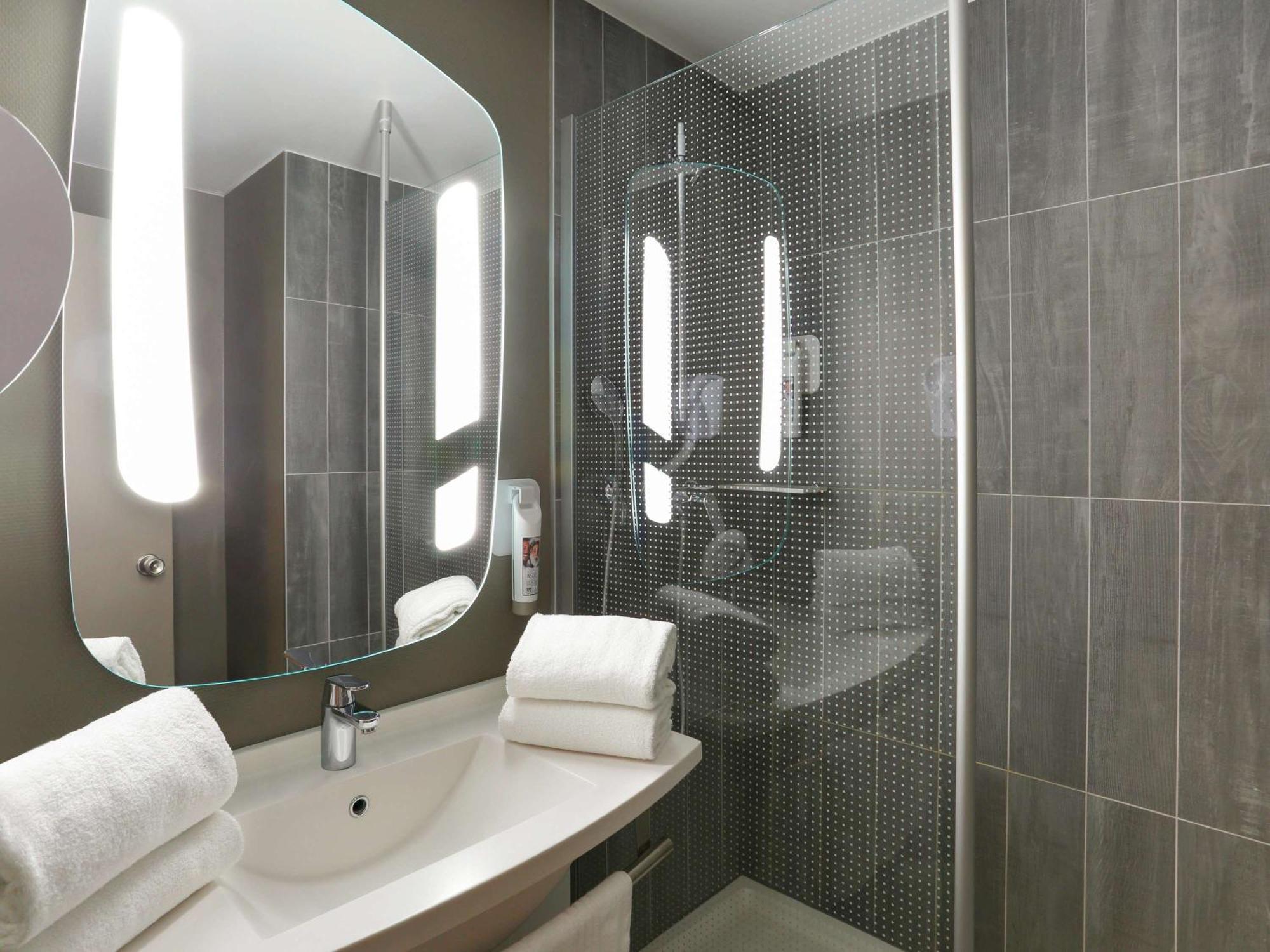 Ibis Le Havre Sud Harfleur Hotel Exterior photo